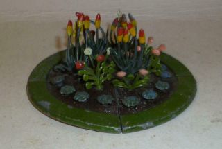 Britains Prewar Vintage Lead Miniature Garden Circular Flower Bed - 1930 