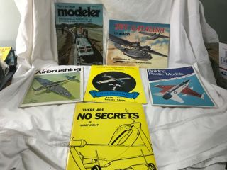 Vintage Model Modeling Books Airplanes Plastic Harry Higley Aeronautical Planes