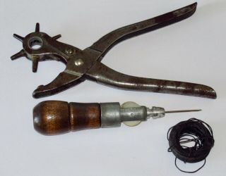 Vintage C.  A.  Myers Leather Sewing " Awl For All " W 3 Needles & Key And Hole Punch