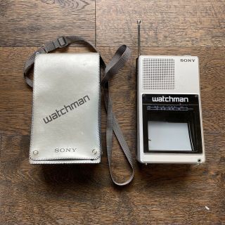 Vintage Rare Sony Watchman Portable Flat B&w Tv Model Fd - 40a W/ Bag