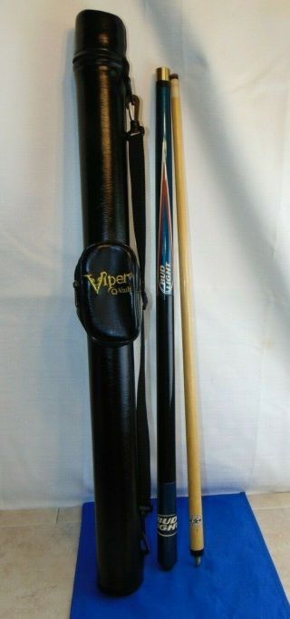 " Bud Light " Vintage Two Pc.  Pool Cue (57 1/2 Inches) With Viper Q - Vault Case