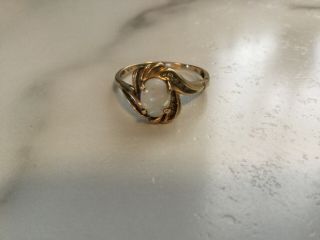 Vintage 10k Gold Ring W/opal Setting.  For Scrap.  2.  6g Size 11.  5