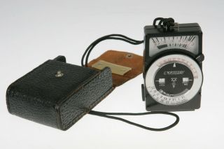 Vintage Leningrad 7 Selenium Light Meter Exposure Meter Ussr With Case