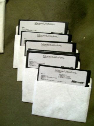 Vintage Microsoft Windows Operating System 3.  1 Version 7 Floppy Disk Set