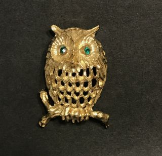 Napier Gold Tone Owl Brooch Green Rhinestone Eyes Vintage Ornate Costume Jewelry