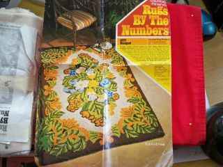 Hooked Rug Pattern,  4822,  1972 Vintage Columbia - Minerva Rugs By The Numbers 4x6