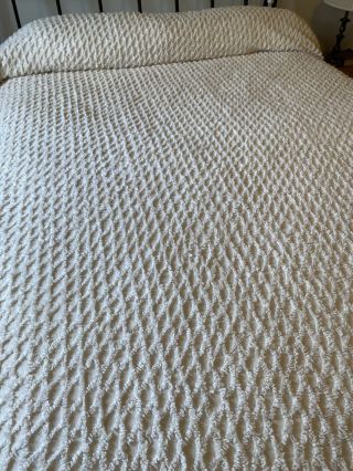 Vintage Chenille Diamond Bedspread King Size Cream/off White Fringed