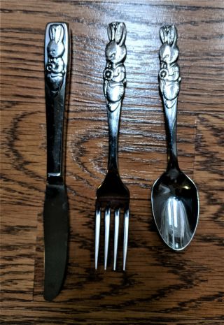 Vintage Oneida Peter Rabbit Silverware Stainless Child Set Fork Spoon - Knife