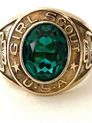 Vintage Girl Scout 1/20 10k Gold Filled With Green Stone Ring.