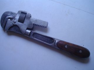 Vintage H.  D.  Smith & Co.  10 Inch Perfect Handle Monkey Pipe Wrench