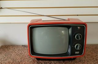 Vintage 1975 Rca Solid State Red Portable Television