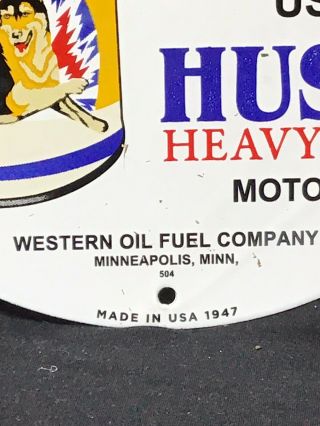 VINTAGE HUSKY GASOLINE PORCELAIN GAS & OIL SIGN PUMP PLATE Winterize 1947 2