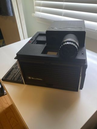 Vintage Bell Howell Cube Af70 Auto Focus 35mm Slide Projector System