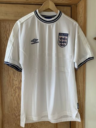 Men’s Vintage 1999 - 2001 England Home Umbro Football Shirt Size L