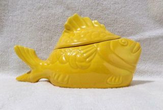 Vintage Bauer " Chicken Of The Sea " Yellow Pottery Tuna Baker/salad Server - Look