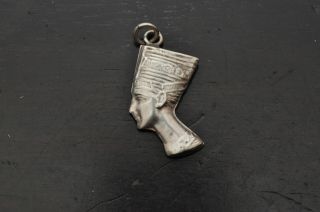 Vintage Silver Egyptian Queen Nefertiti Necklace Pendant Charm 2.  0g