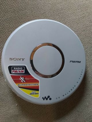 Vintage Sony D - Fj041 Cd Walkman Portable Player,  Am/fm Radio &