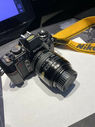 Vintage Nikon N2020 Af With Sigma Af 28 - 70mm Auto Focus Camera