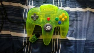 Vintage Nintendo 64 N64 Controller Extreme Lime Green Tight Stick 9/10