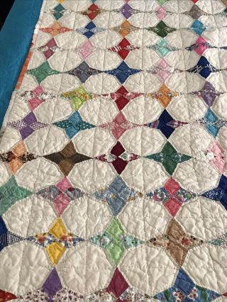 Vintage Handmade Quilted Throw.  41” X 51”.