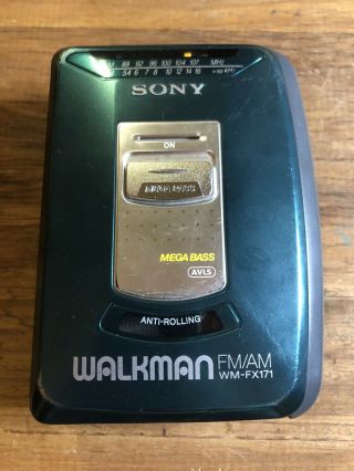 Vintage Sony Cassette Walkman Wm - Fx171 - Fm/am Radio,  Mega Bass.