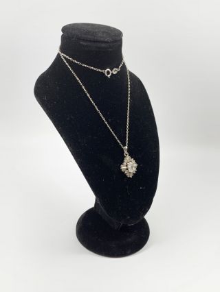 A Vintage Ladies 925 Silver Art Deco Style Clear Stone Pendant & Chain 20cm