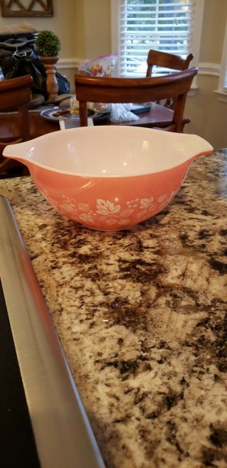 Pyrex 1.  5 Quart Pink Gooseberry Cinderella Nesting Bowl 442 Vintage