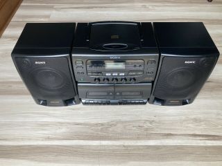 Vintage Sony Cfd - 565 Boombox,  Cd Player,  Radio,  Cass.  Player/recorder