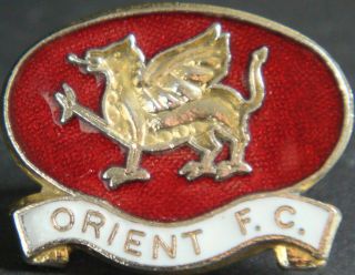 Leyton Orient Vintage Badge Maker Coffer London Brooch Pin In Gilt 25mm X 19mm