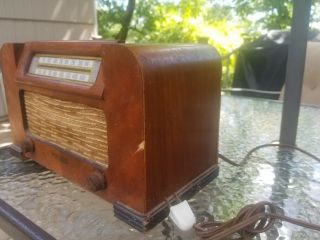 Vintage 1942 Philco Model 42 - 321 Wooden Table Top Tube Radio - NR 2