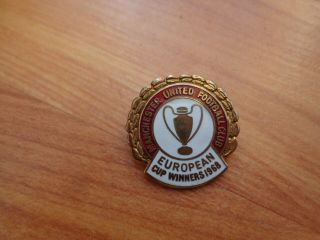 Vintage Manchester United European Cup Winners 1968 Reeves Enamel Pin Badge