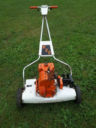 Vintage Collectible Reo Gas Powered Self - Propelled Reel Lawnmower Model 421lb