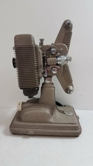 Revere 1940s Vintage 8mm Film Projector Model 85 W/ Cover