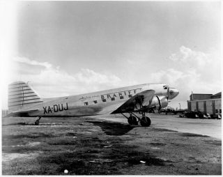 Aerovias Braniff,  Douglas C - 53 - Do,  Xa - Duj; Photo