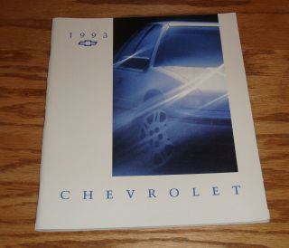 1993 Chevrolet Full Line Deluxe Sales Brochure 93 Chevy Corvette Camaro