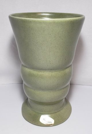Haeger Pottery USA Vintage Mid - Century Speckled Sage Green Vase 8 - 1/4 