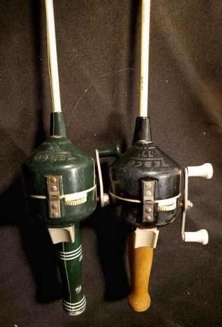 2 Vintage Zebco 77s Rod & Reels.  1 Is Green And White,  2 Is B&w W/wooden.