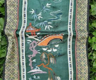 Vintage Chinese Hand Embroidered Table Runner Dresser Scarf Silk & Satin
