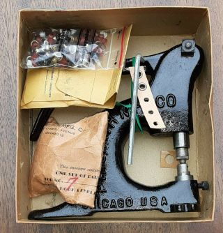 Vintage Universal Hook & Eyelet Setting Machine (no.  7) W/ Accessories