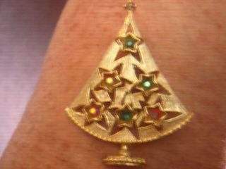 Vintage Aurora Borealis Rhinestone Christmas Tree Brooch Pin Gold Tone