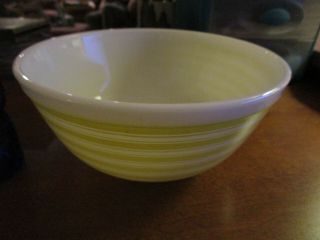Vintage Pyrex Yellow Stripe Mixing Bowl - 403 2 1/2 Qt