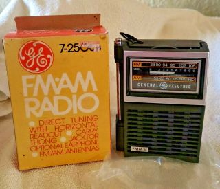 Vintage General Electric Ge Portable Am/fm Transistor Radio Model 7 - 2506b
