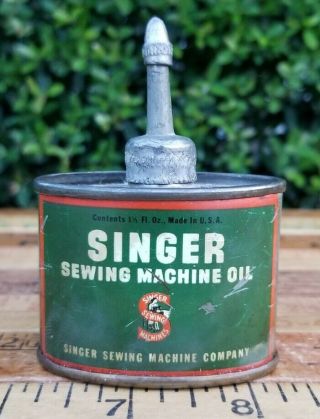 Vintage Singer Sewing Machine Oil Lead Top Tin Litho 1 1/3 Oz Handy Oiler Can