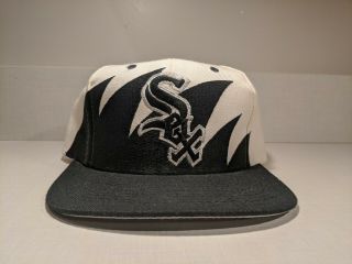 Vintage Logo Athletic Sharktooth 1990s Chicago White Sox Snapback Hat