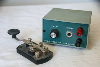 Vintage Heathkit Model Hd - 1416 Code Oscillator With Key