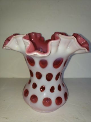 Vintage Fenton Coin Dot Ruffle Vase Cranberry Pink White 6.  25