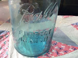 LUCKY 13 OLD VINTAGE BIG 1/2 GALLON BLUE GLASS BALL MASON CANNING JAR ZINC LID 2
