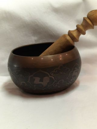 Vintage 5.  5 " Tibetan Singing Bowl Yoga/meditation With Hammer