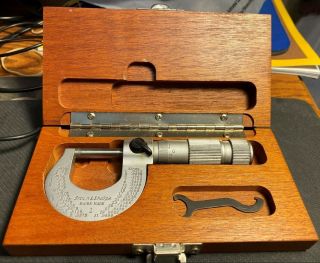 Brown & Sharpe Micrometer In Wood Box (vintage)