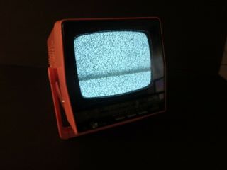 80s Retro Vintage Quasar 5 " Pink Portable Black & White Tv / Am/fm Radio Xp1477x